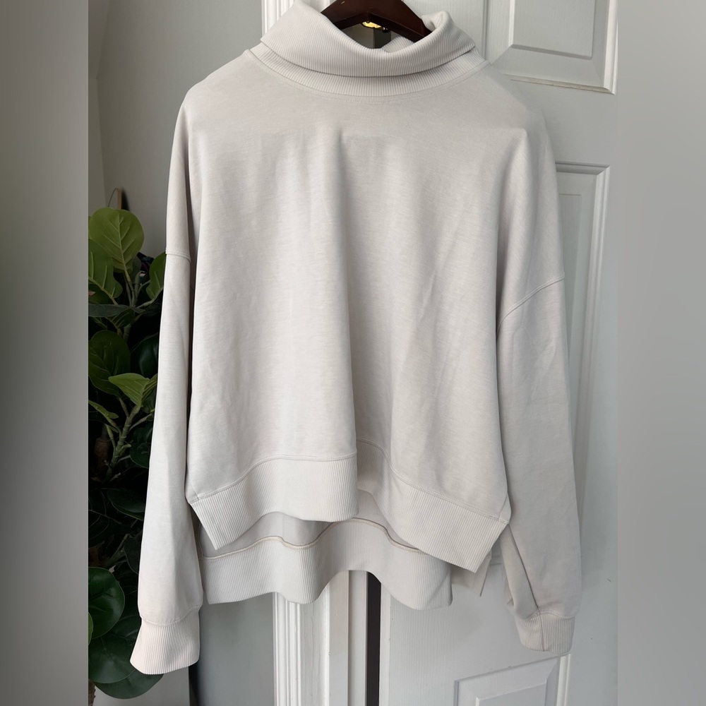 Lululemon Softstreme Turtleneck Pullover